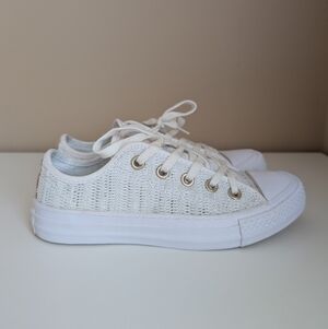 Converse Chuck Taylor All Star Seasonal Ox Low Top White Lace  Sneaker -Size 5.5